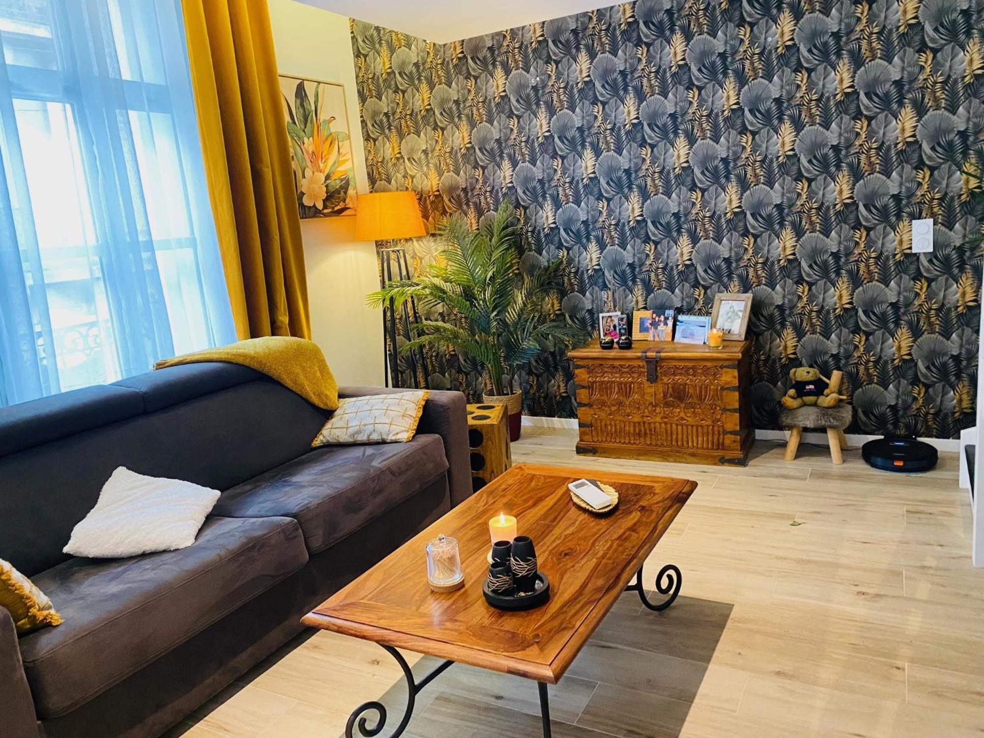 Douillet Et Coquet Appartement Climatise - Parking Prive Gratuit - Centre มงต์เปอลิเยร์ ภายนอก รูปภาพ