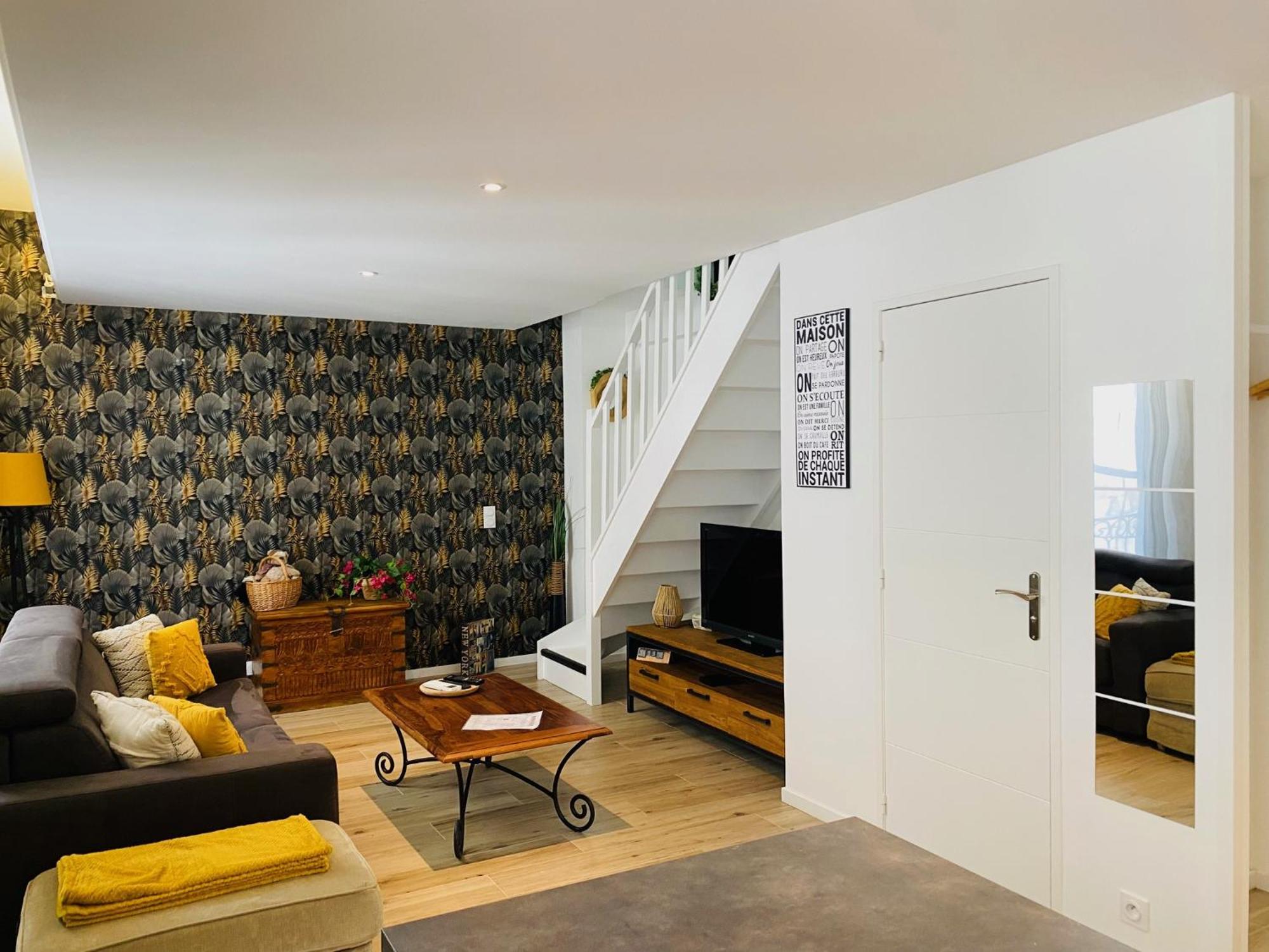 Douillet Et Coquet Appartement Climatise - Parking Prive Gratuit - Centre มงต์เปอลิเยร์ ภายนอก รูปภาพ