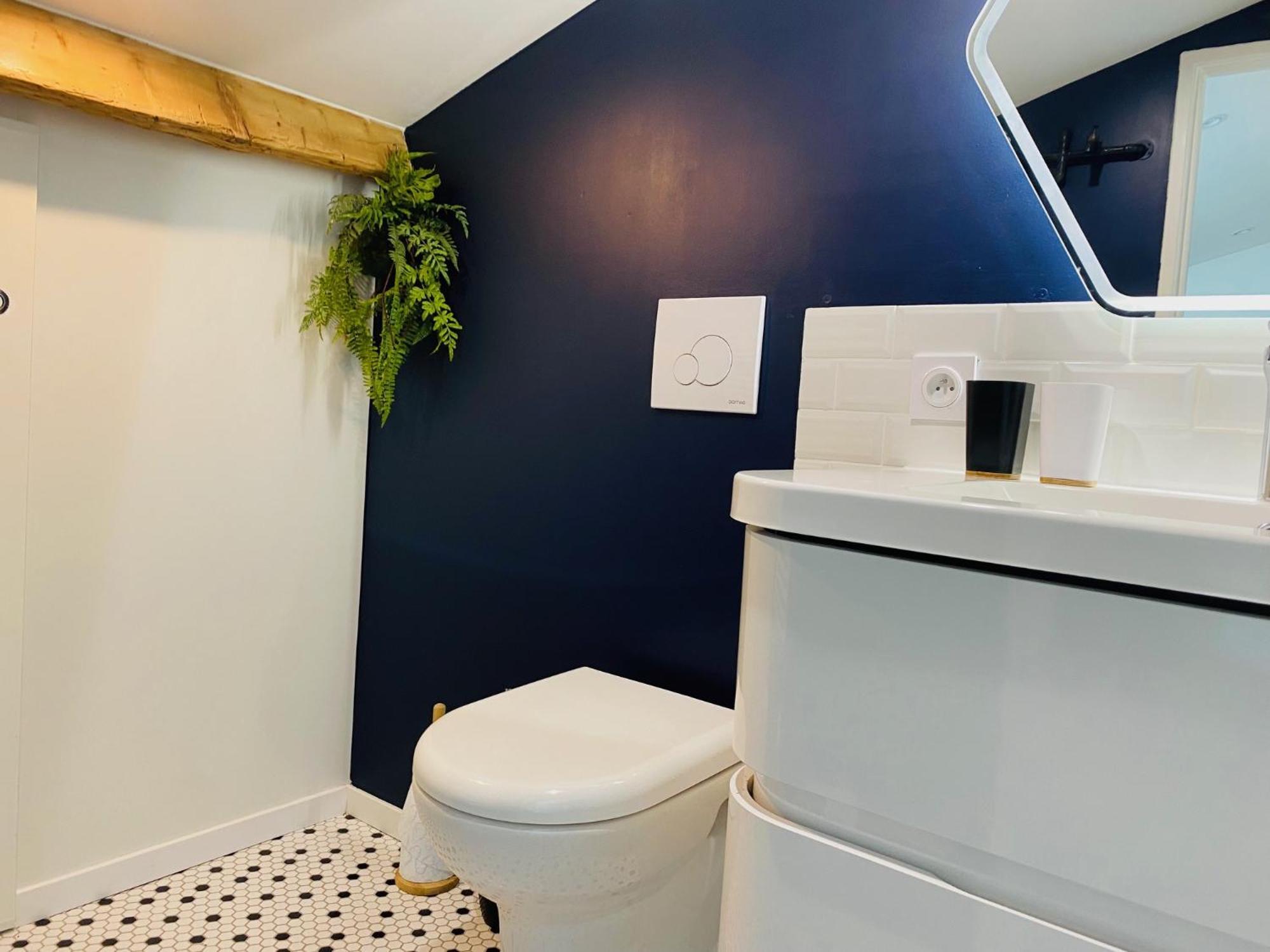 Douillet Et Coquet Appartement Climatise - Parking Prive Gratuit - Centre มงต์เปอลิเยร์ ภายนอก รูปภาพ